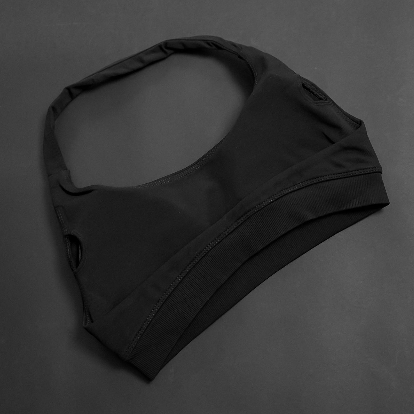 HALTER CROP