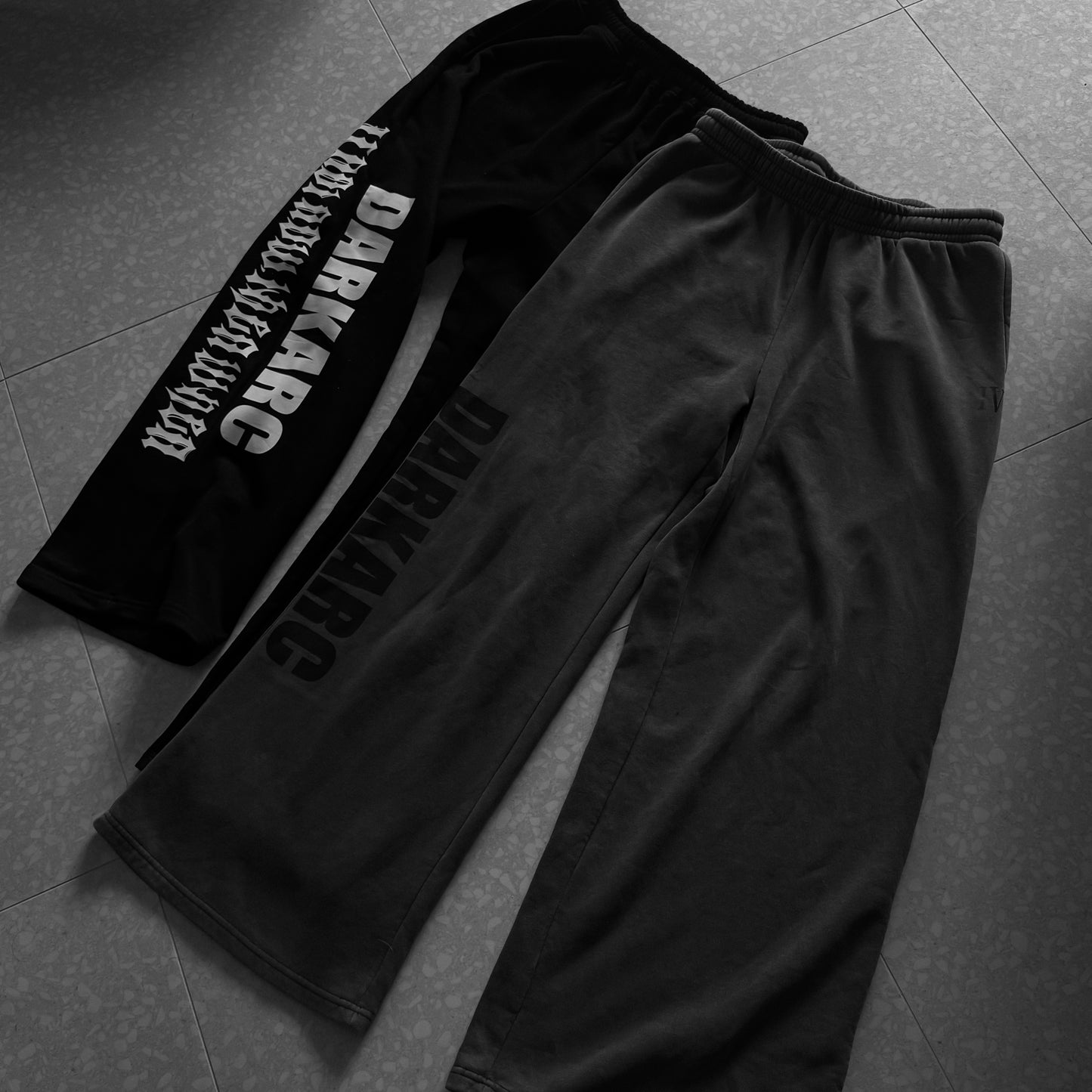 WIDE - TRACKPANTS