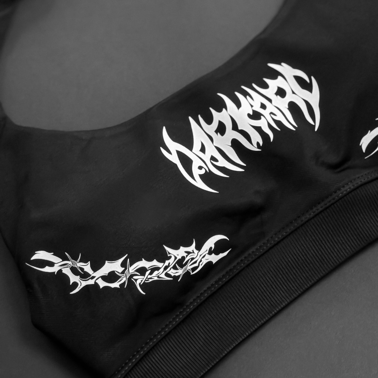 HALTER CROP