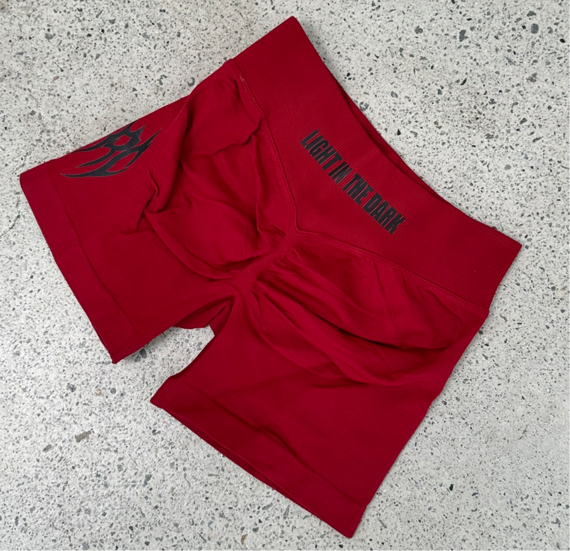 SHORTS - RED