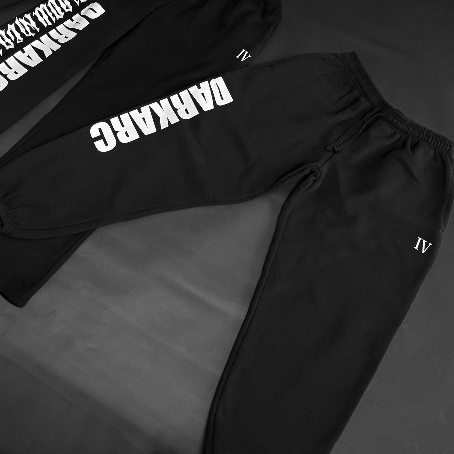 CUFFED TRACKPANTS