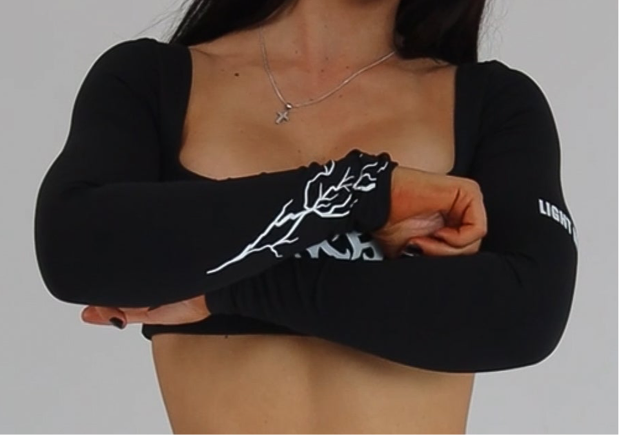 LONGSLEEVE - B&W