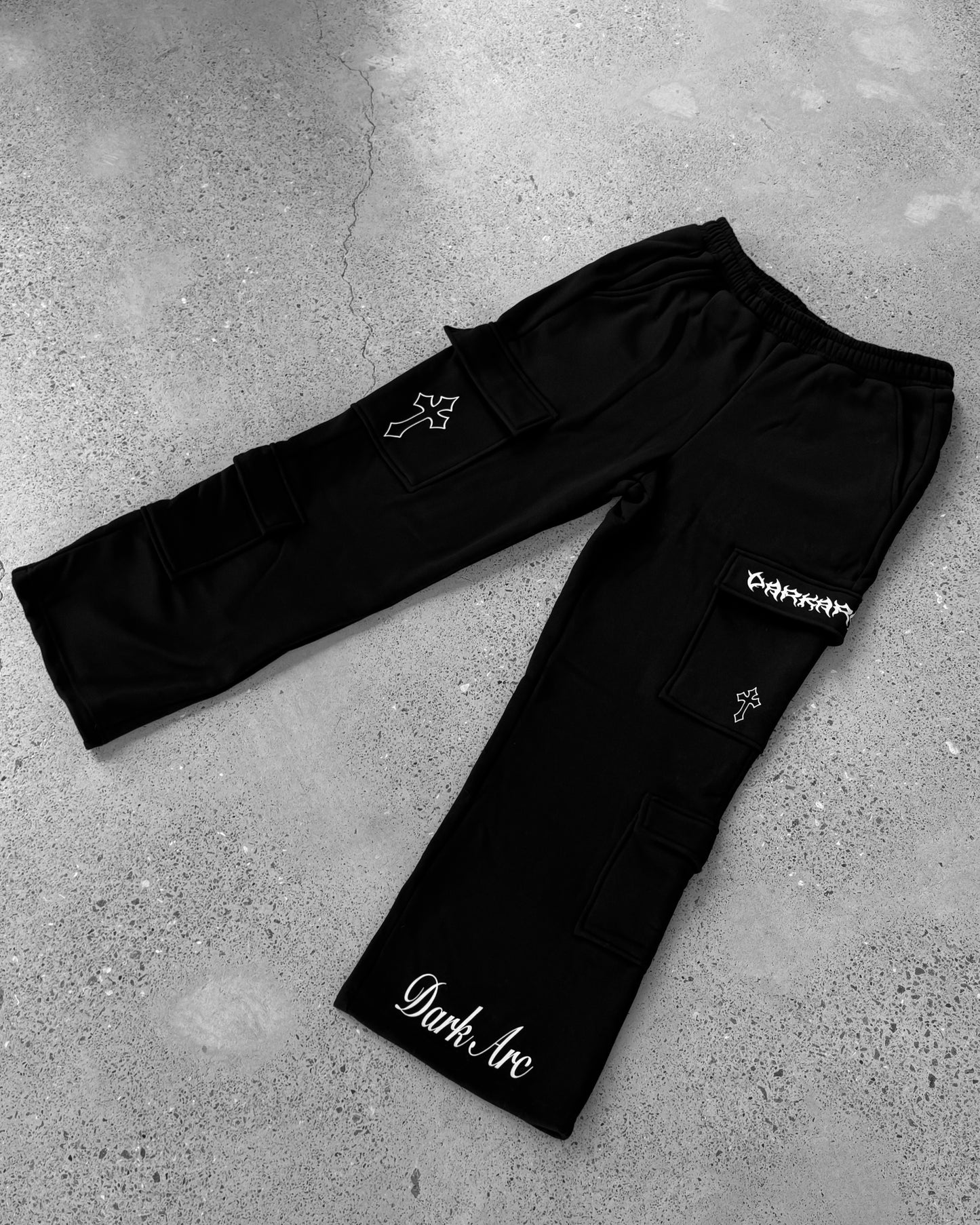 CARGOS BLACK