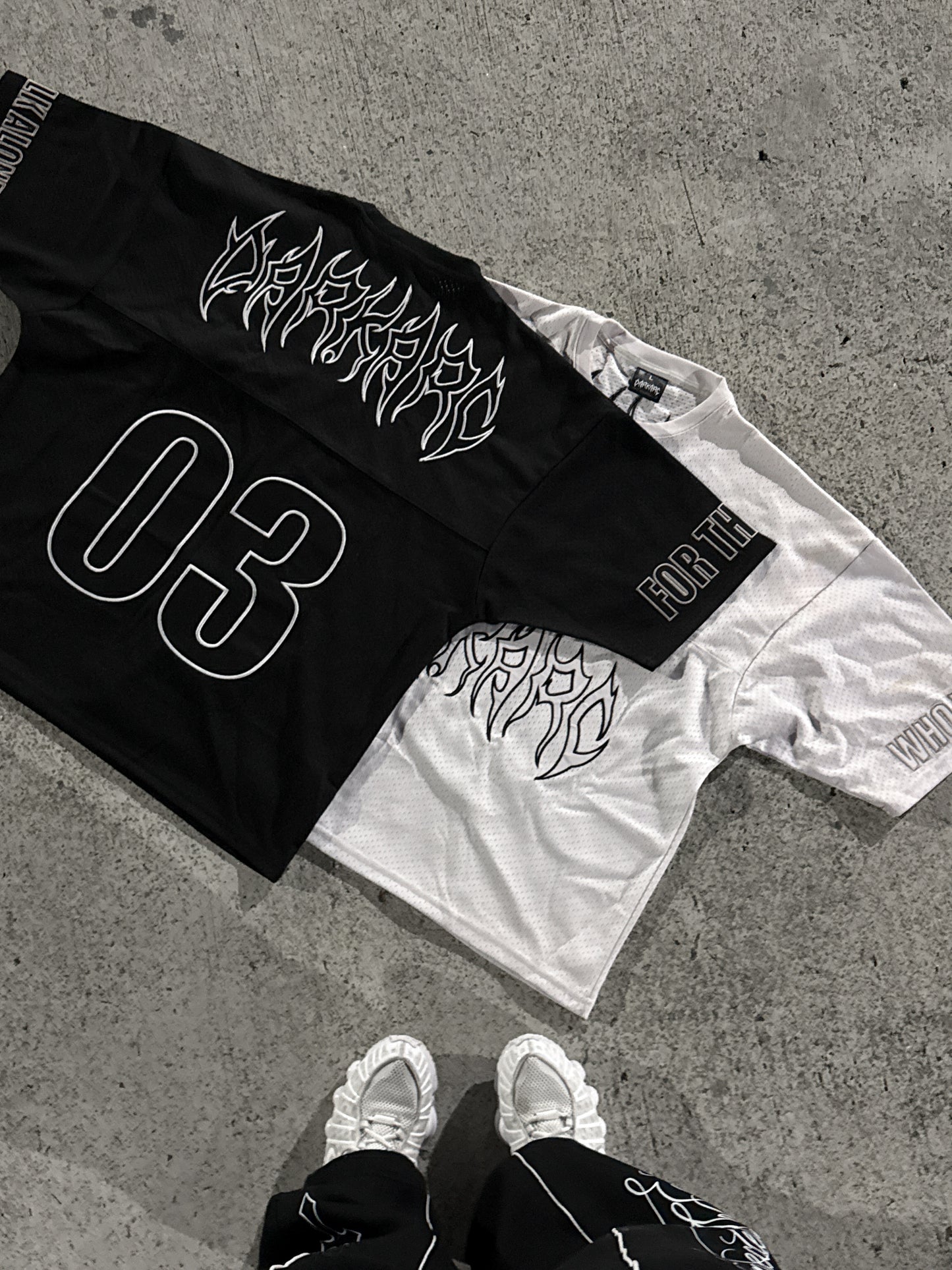 WHITE JERSEY