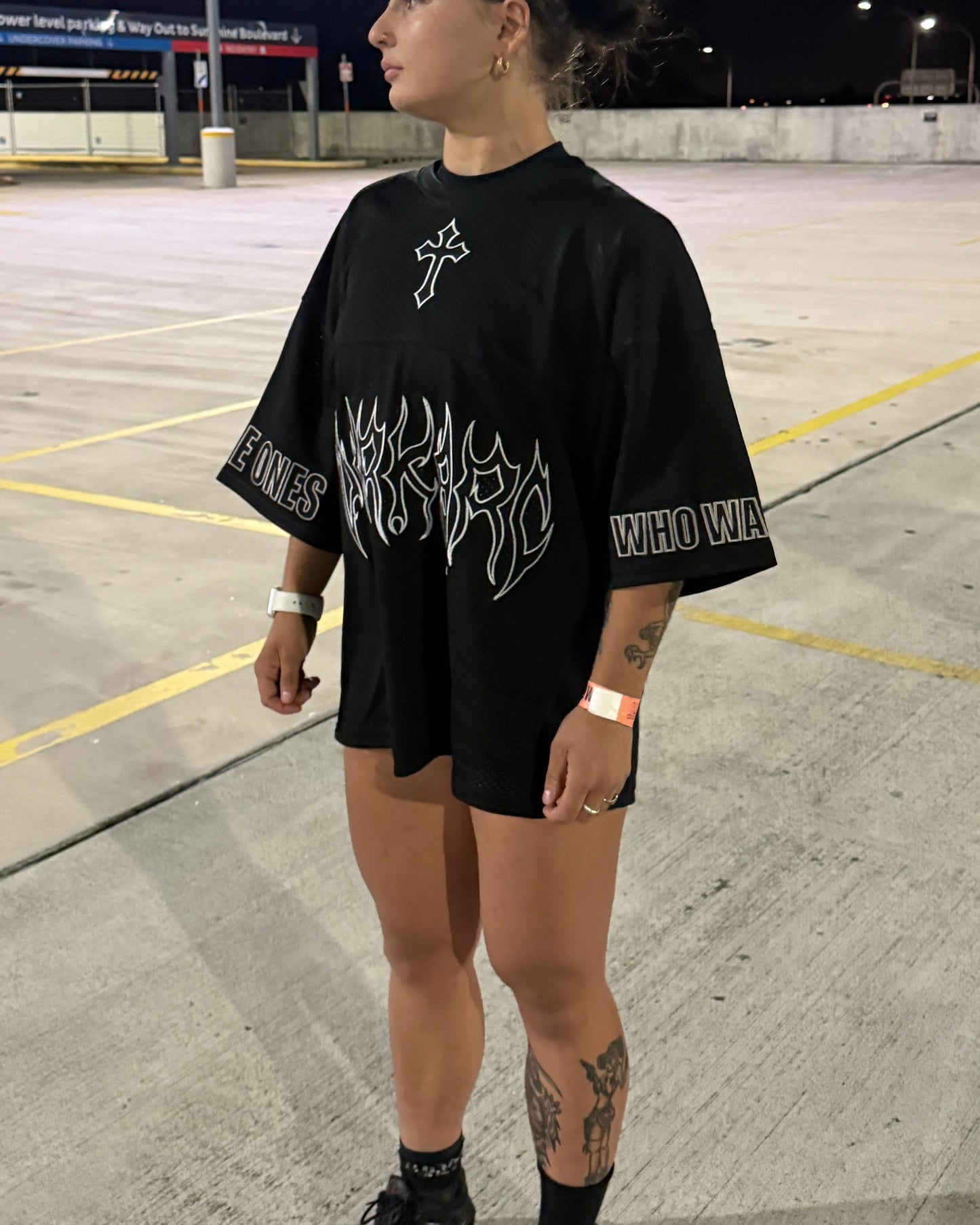 BLACK JERSEY