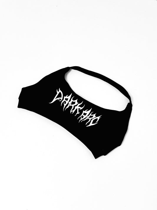 DAGGER HALTER CROP
