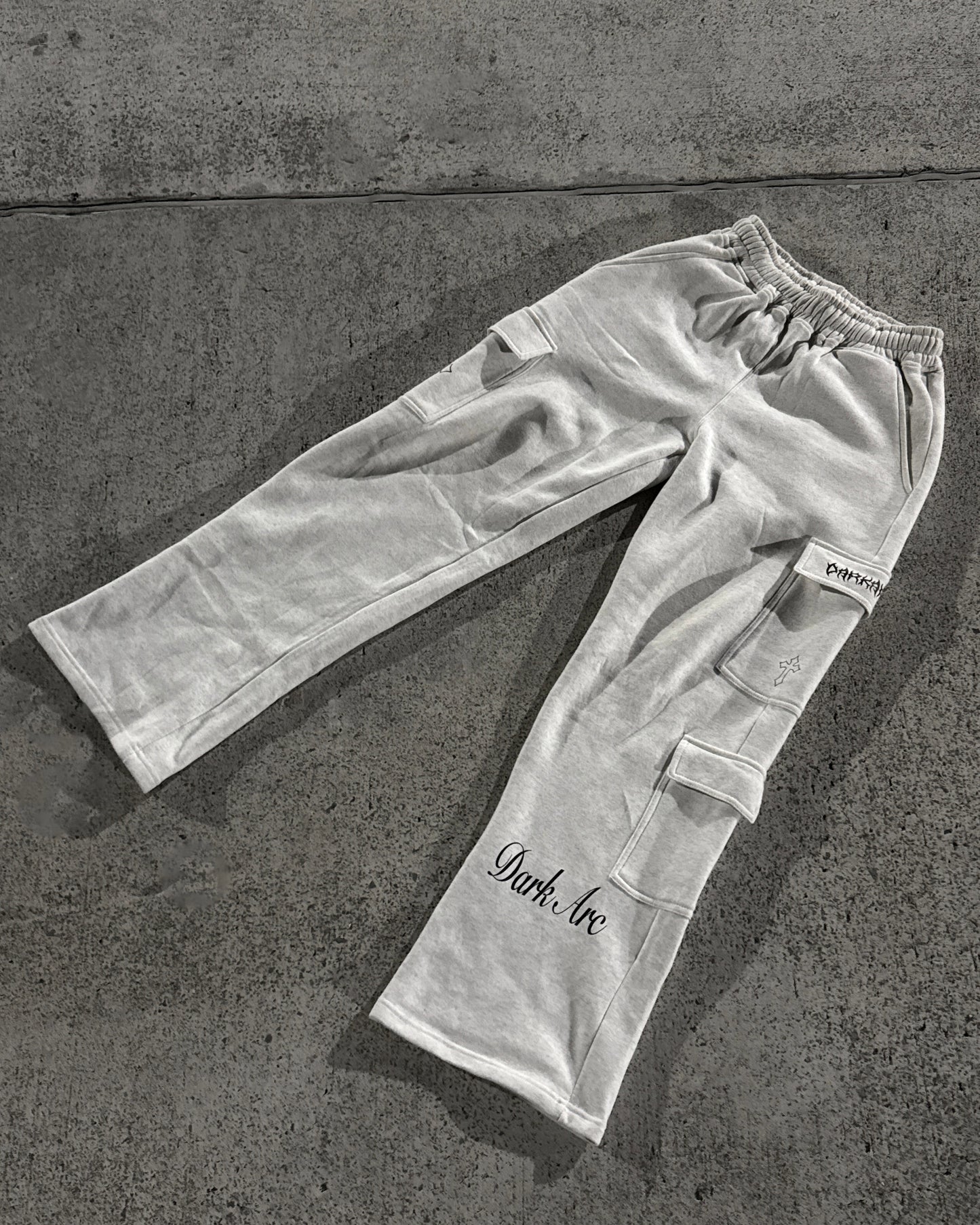 CARGOS GREY