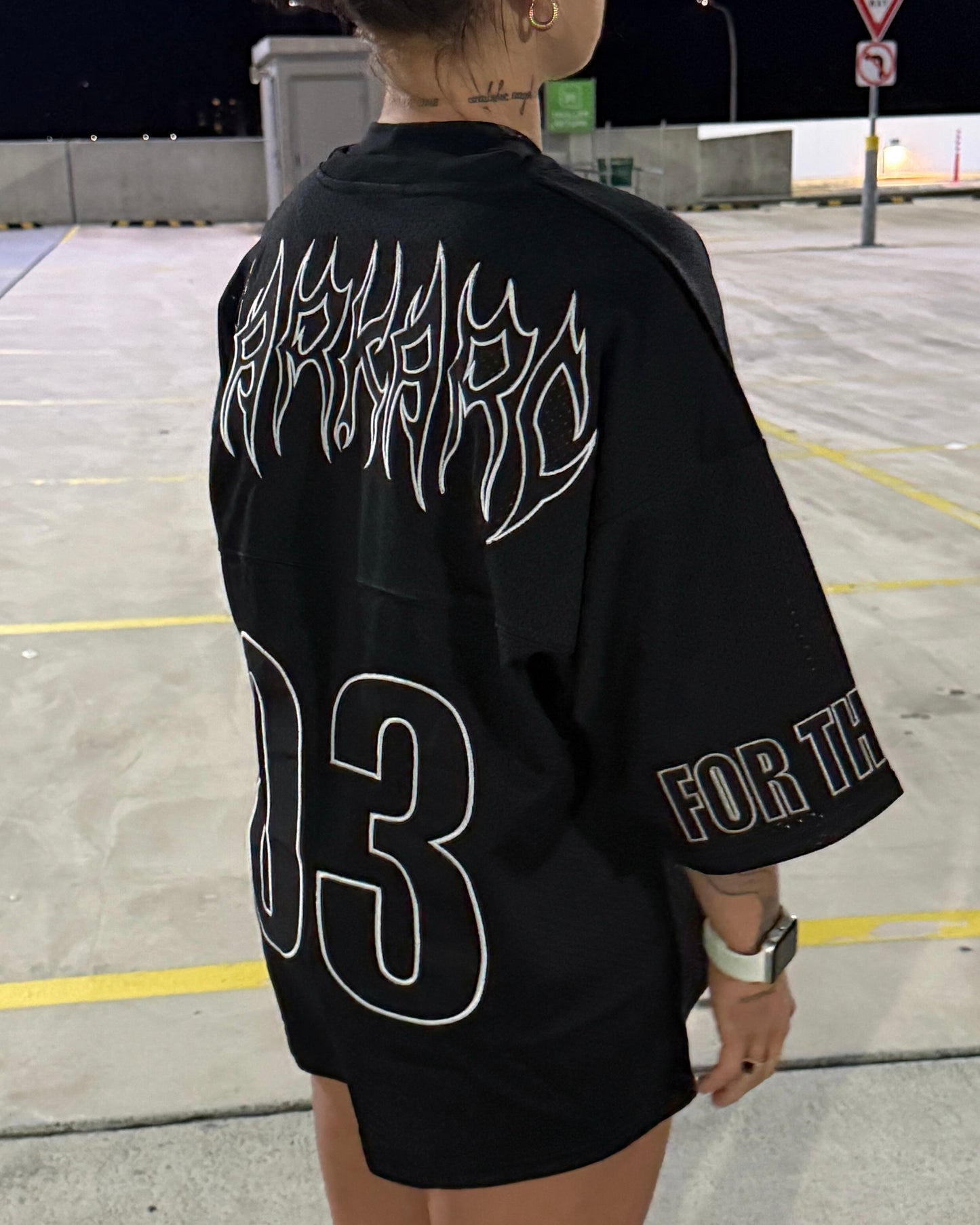 BLACK JERSEY